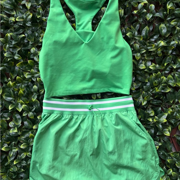 Aerie Vibrant Green Activewear - Picture 1 of 7